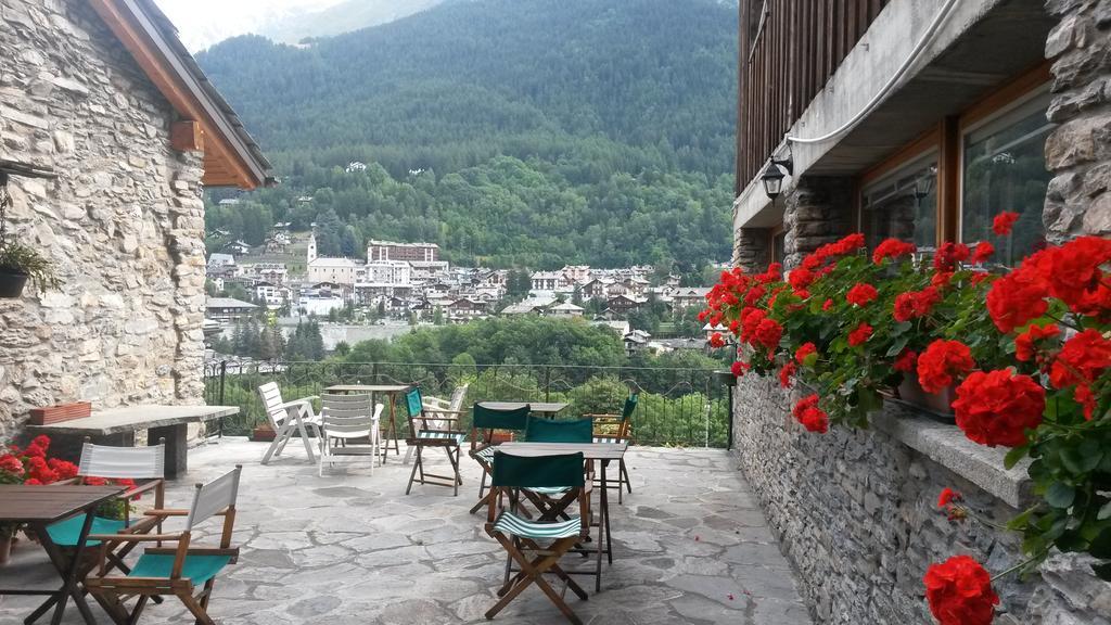 Hotel Dolonne Курмайор Екстер'єр фото